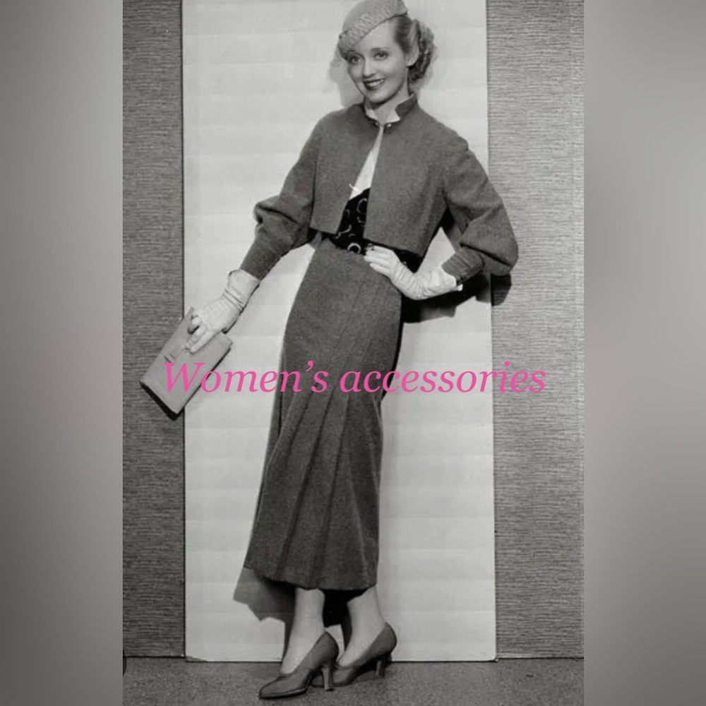 Women’s accessories